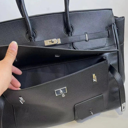 Go‑anywhere leather travel bag