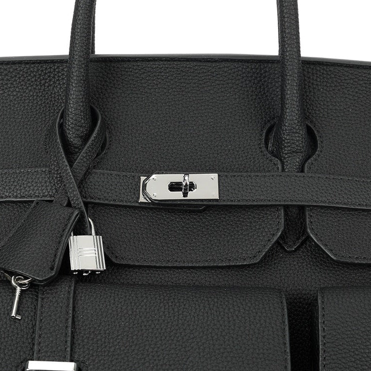 Go‑anywhere leather travel bag